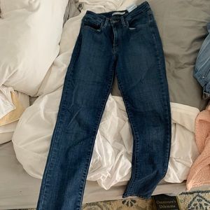 Super high rise levis skinny jeans